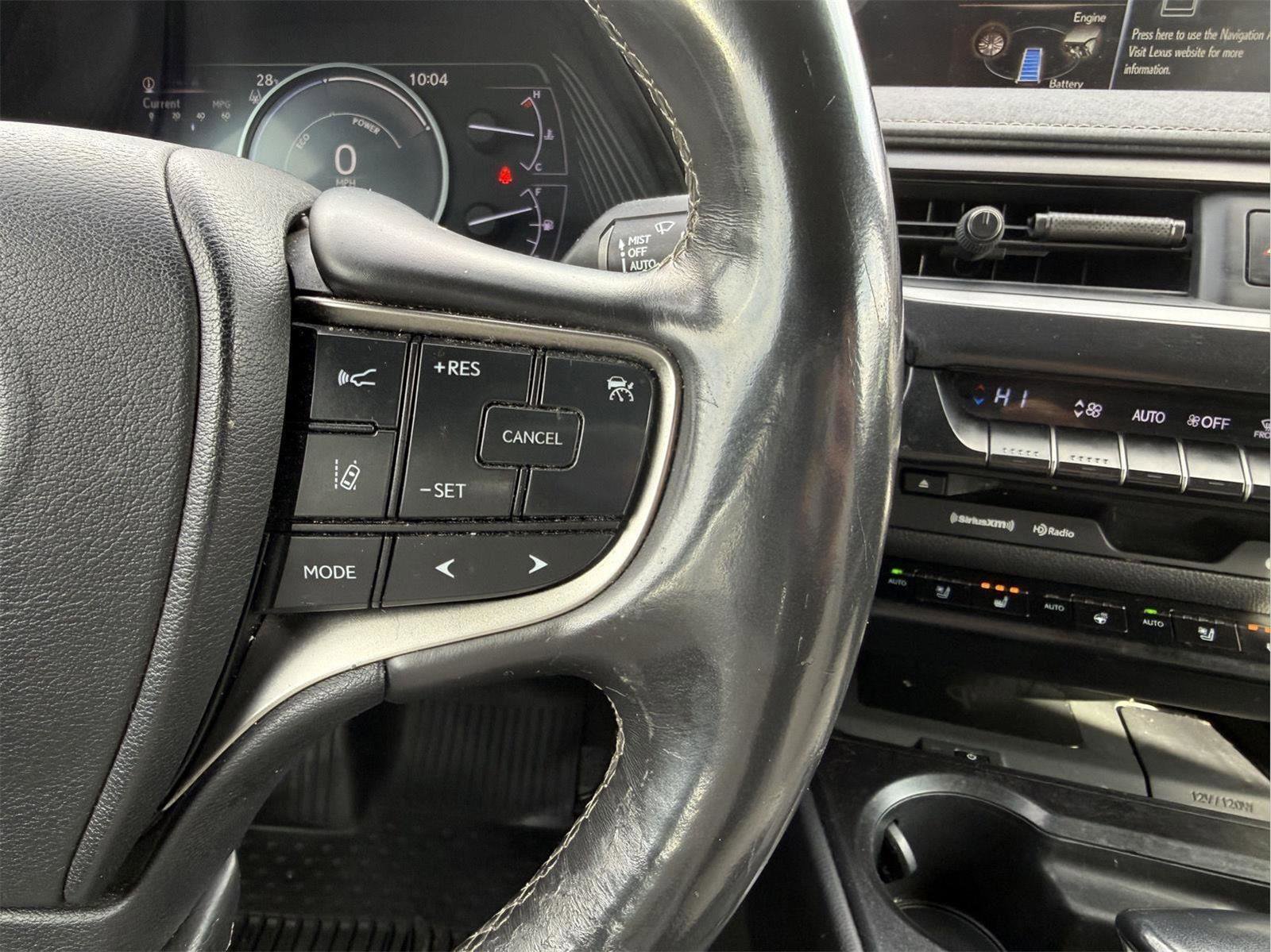 Used 2019 Lexus UX 250h image 16