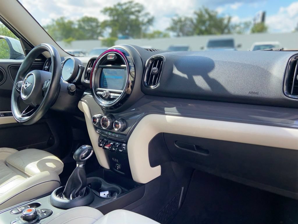 Used 2018 MINI Cooper Countryman FWD image 17