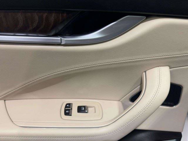 Used 2017 Maserati Levante S AWD/4WD image 32