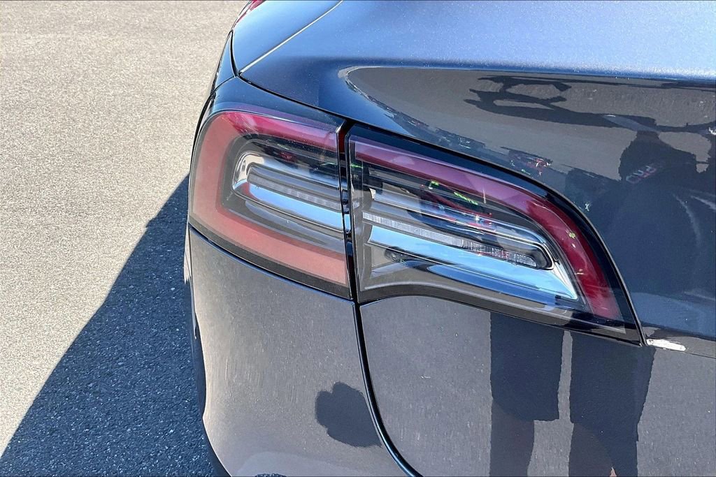 Used 2019 Tesla Model 3 Long Range AWD/4WD image 27