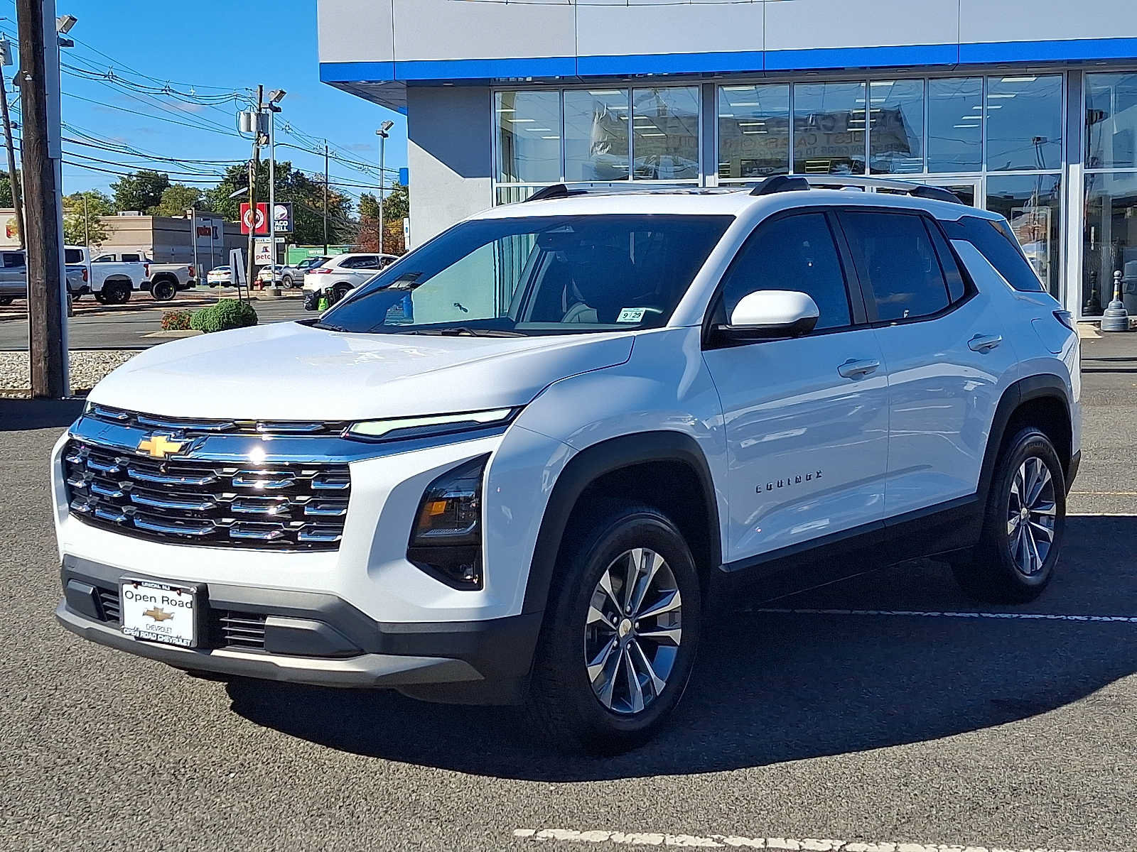 Certified 2025 Chevrolet Equinox LT w/ Convenience Package II FWD image 3