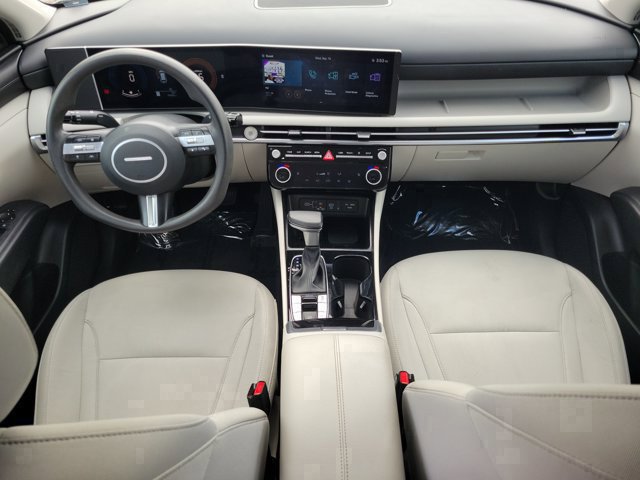 Used 2025 Hyundai Tucson SEL FWD image 17