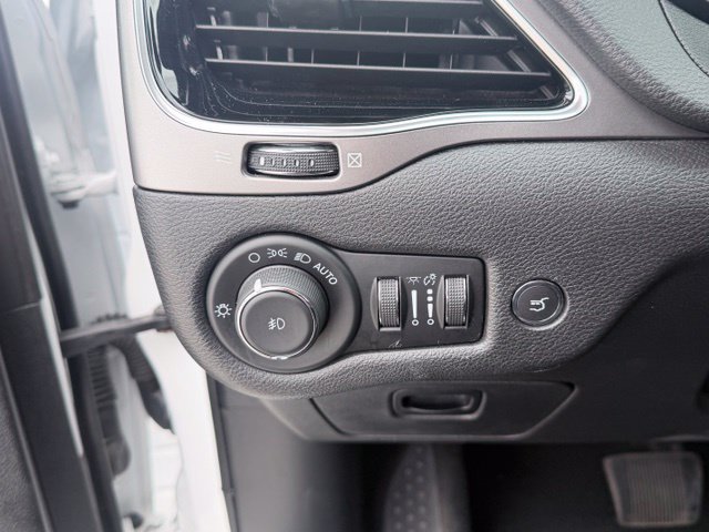 Used 2021 Jeep Cherokee Limited AWD/4WD image 18