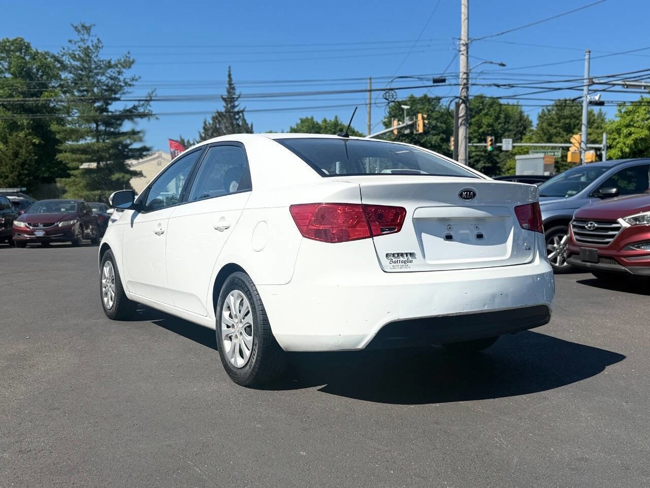 Used 2010 Kia Forte EX FWD image 7