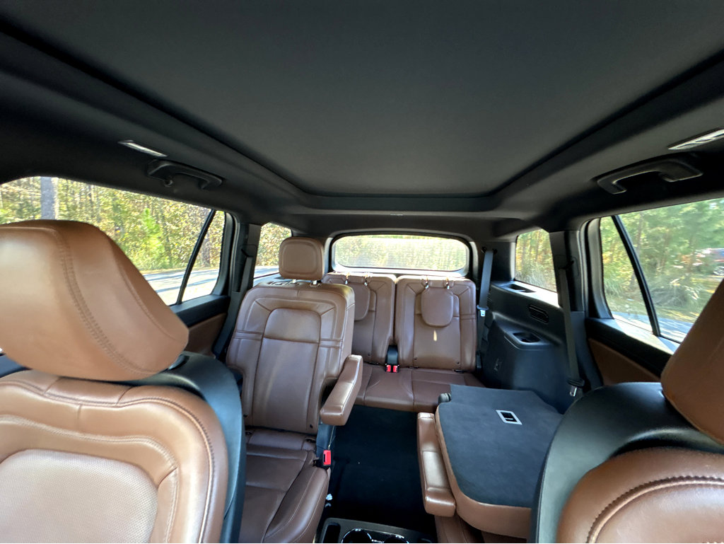 Used 2023 Lincoln Aviator Reserve w/ Equipment Group 201A image 43