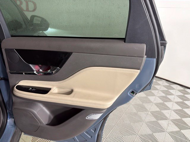 Certified 2024 Lincoln Corsair Grand Touring w/ Equipment Group 301A AWD/4WD image 40