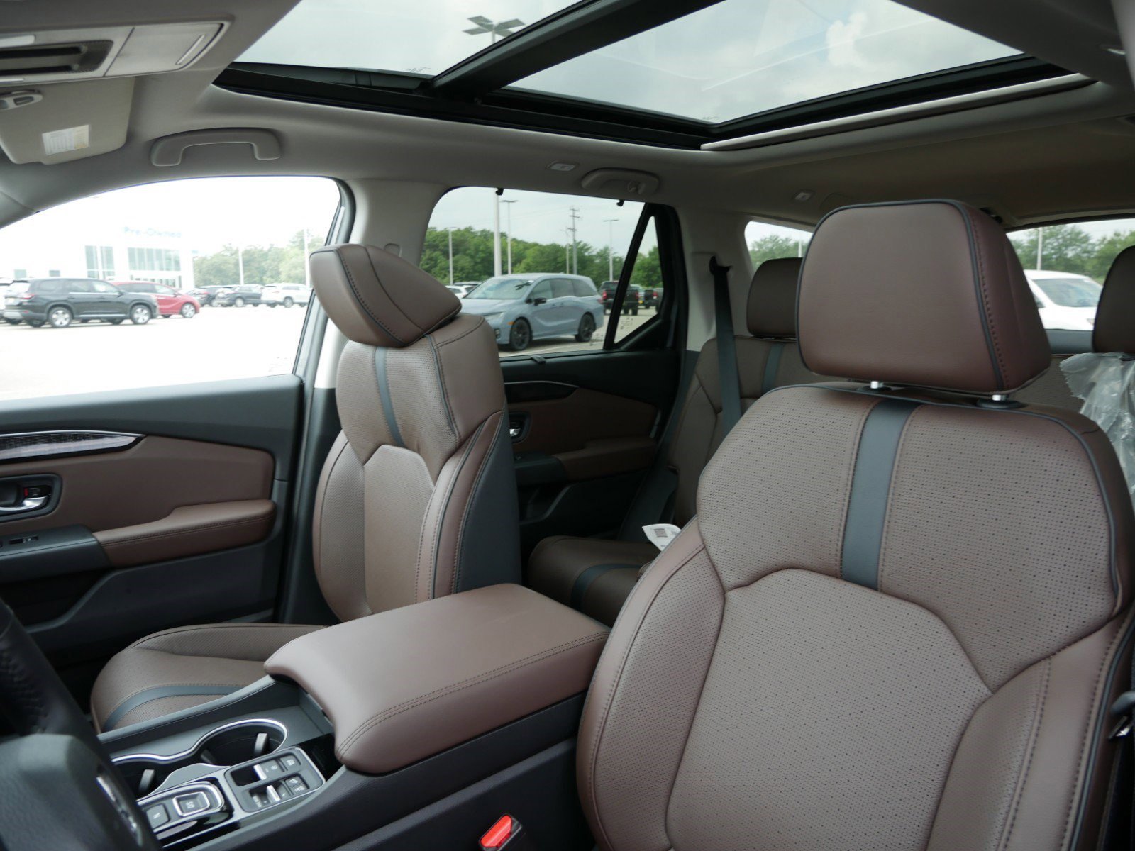 New 2025 Honda Pilot Elite image 5