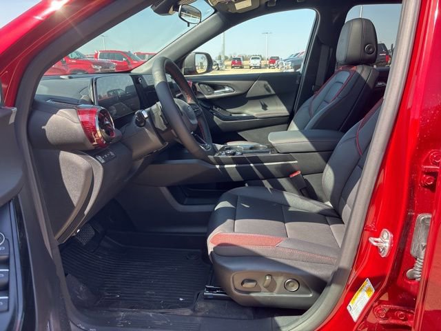 New 2026 Chevrolet Equinox RS w/ LPO, Floor Liner Package AWD/4WD image 11