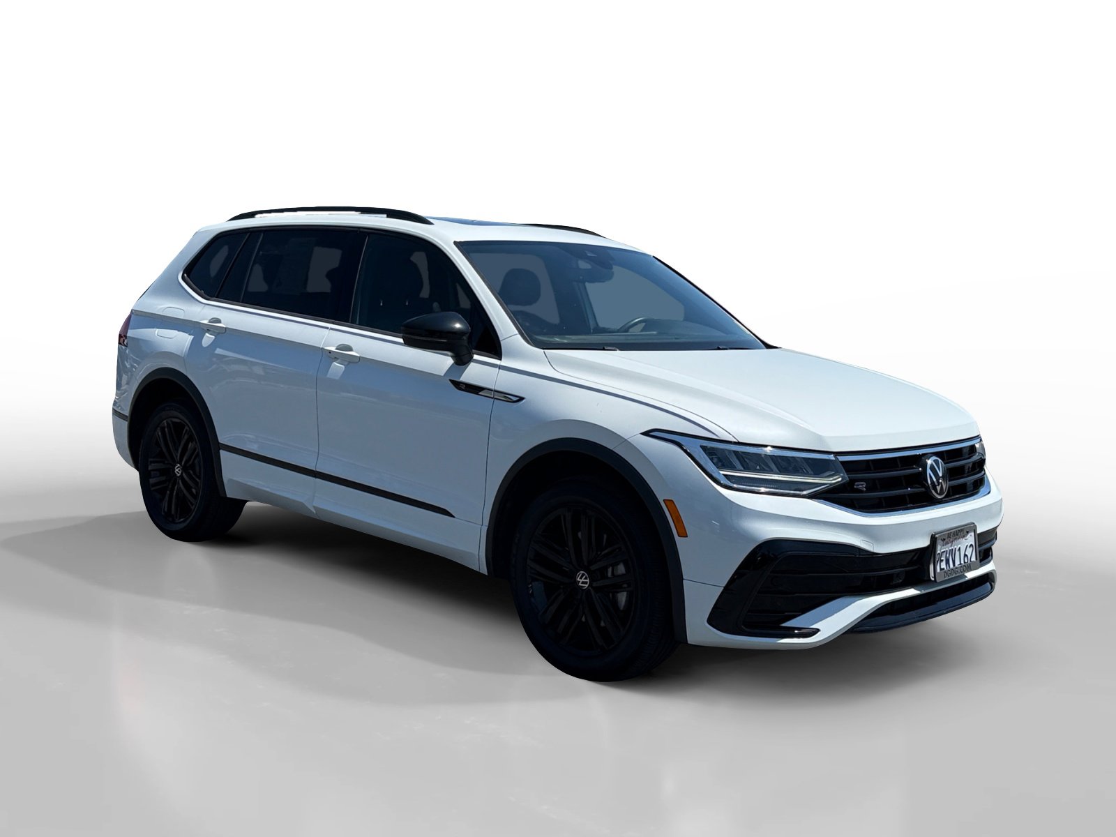 Certified 2022 Volkswagen Tiguan SE R-Line AWD/4WD image 7