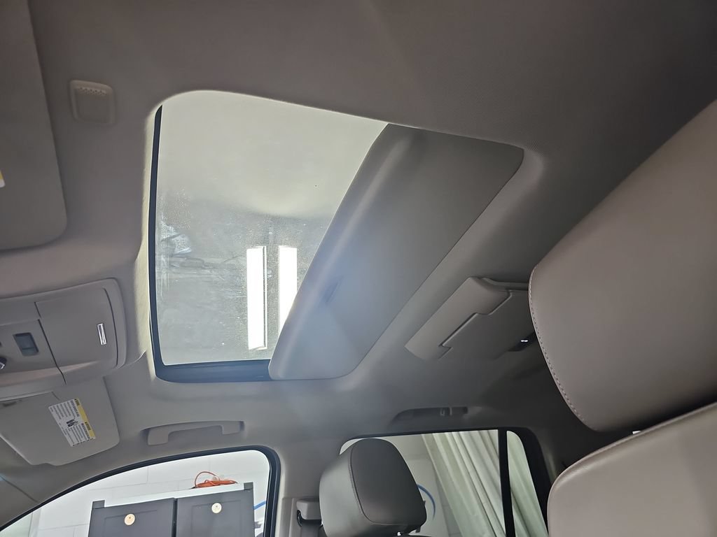 Used 2015 Chevrolet Tahoe LT AWD/4WD image 36