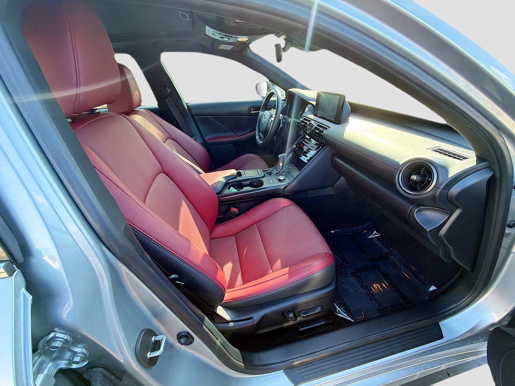 Used 2025 Lexus IS 300 w/ Comfort Package RWD image 25