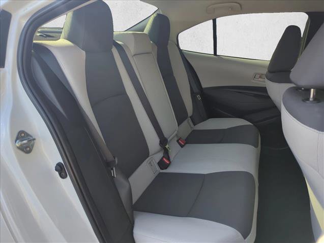 Used 2025 Toyota Corolla LE image 22
