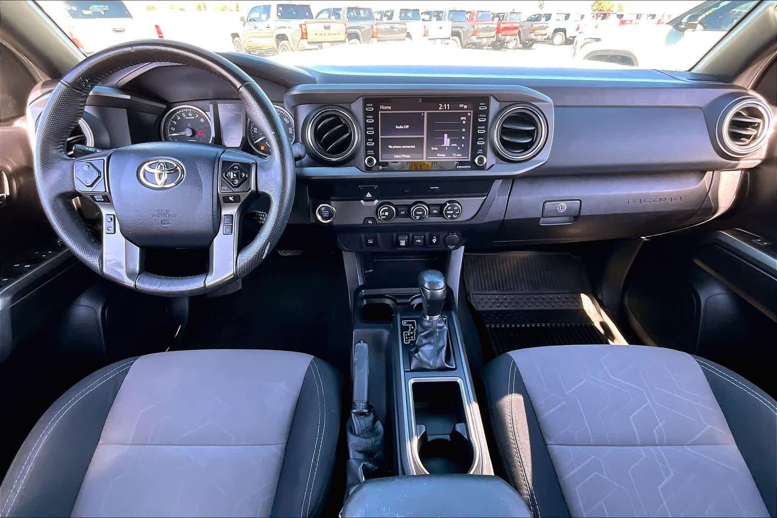 Used 2020 Toyota Tacoma TRD Sport RWD image 16