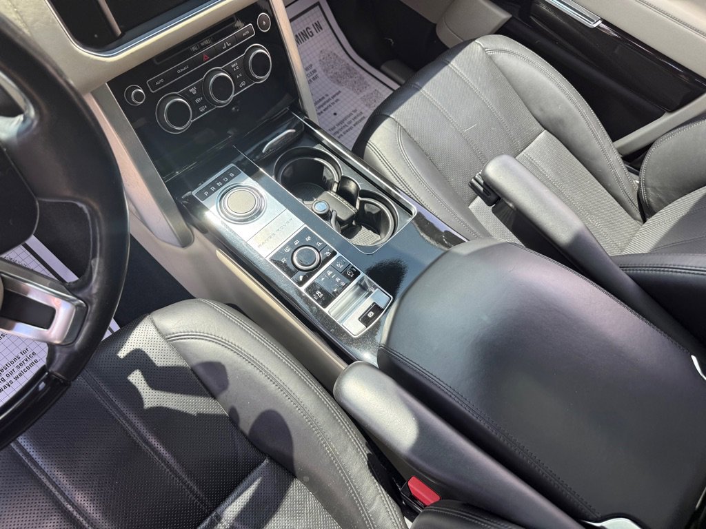 Used 2015 Land Rover Range Rover Supercharged image 54
