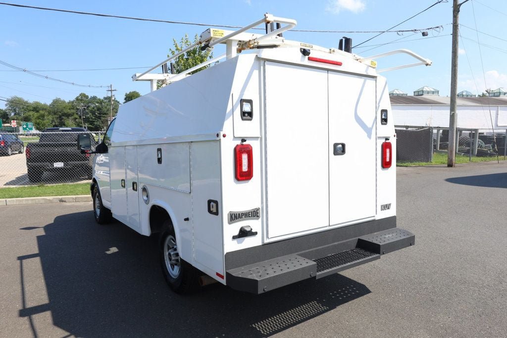 Used 2021 GMC Savana 3500 w/ Power Convenience Package RWD image 3