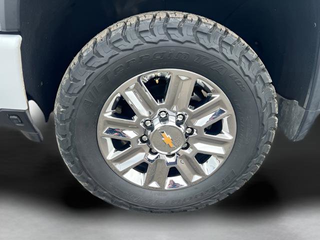 Used 2024 Chevrolet Silverado 3500 High Country w/ High Country Premium Package AWD/4WD image 24