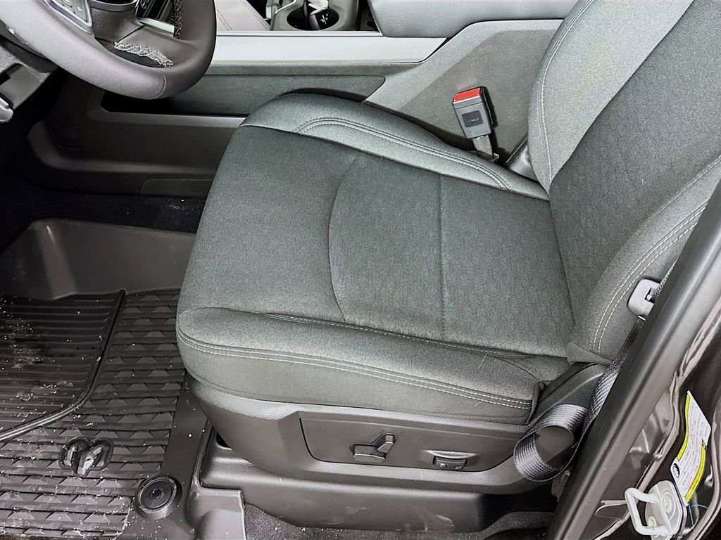 New 2026 RAM 2500 Big Horn AWD/4WD image 27