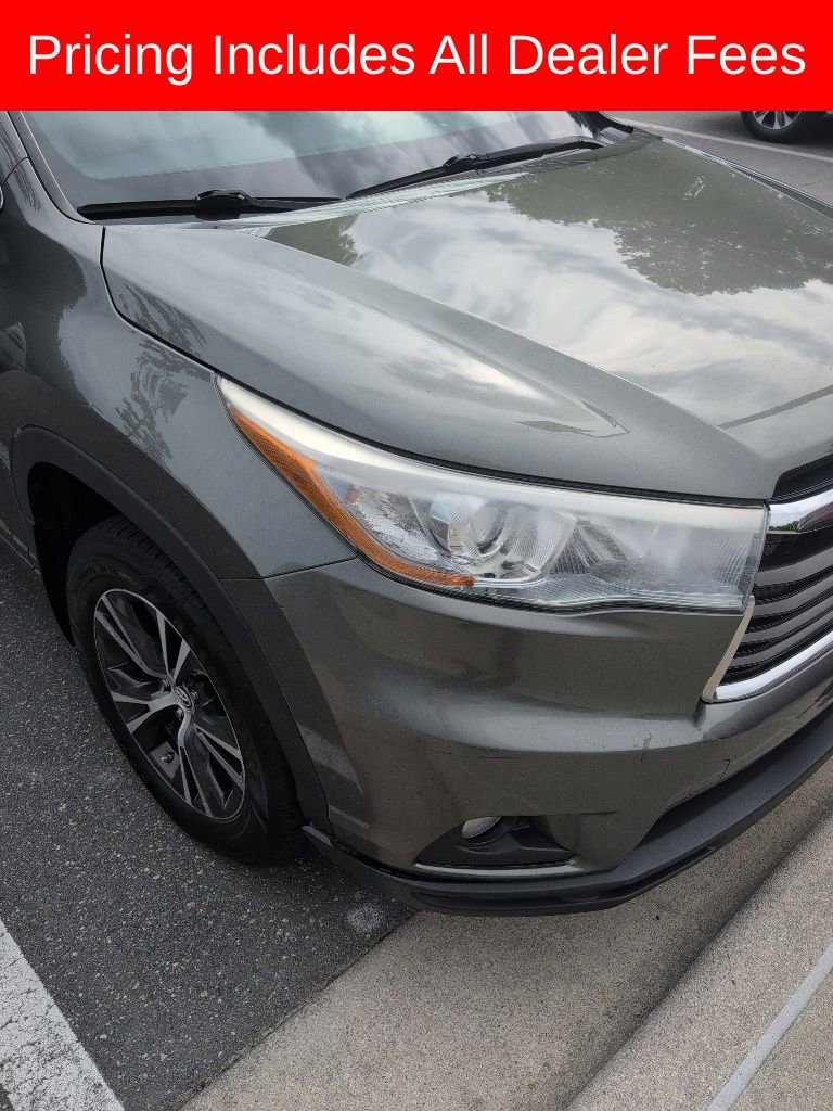 Used 2016 Toyota Highlander XLE AWD/4WD image 6