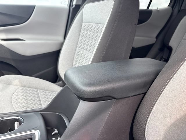 Used 2024 Chevrolet Equinox LS w/ LS Convenience Package FWD image 27