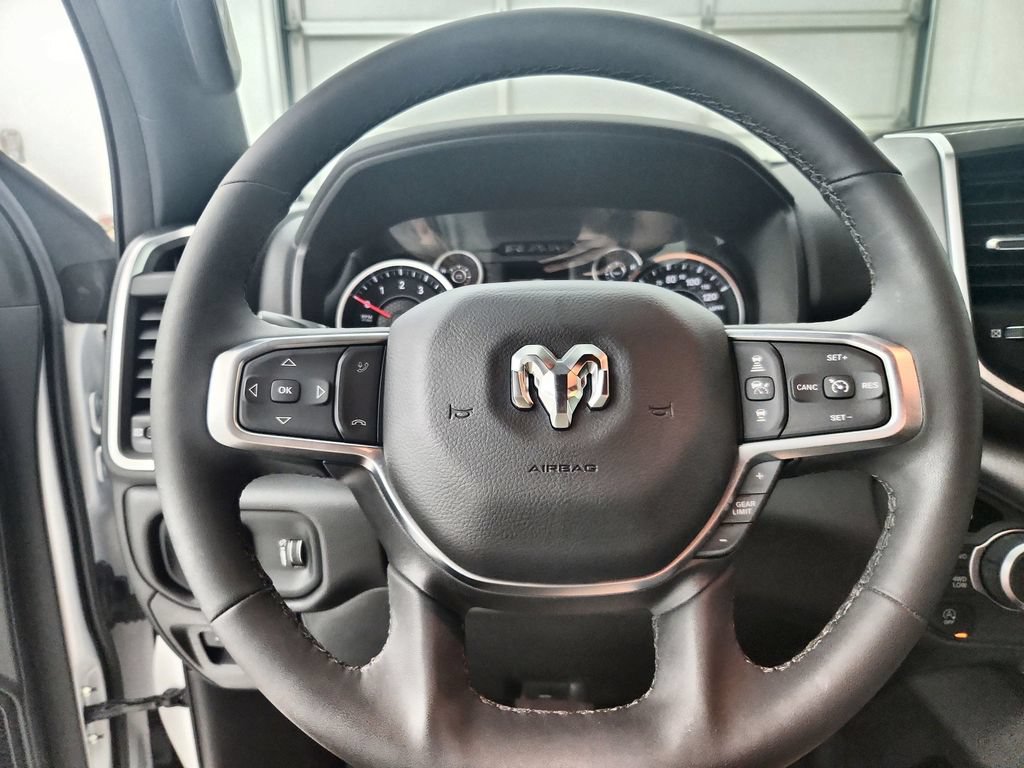 Used 2025 RAM 1500 Big Horn AWD/4WD image 25