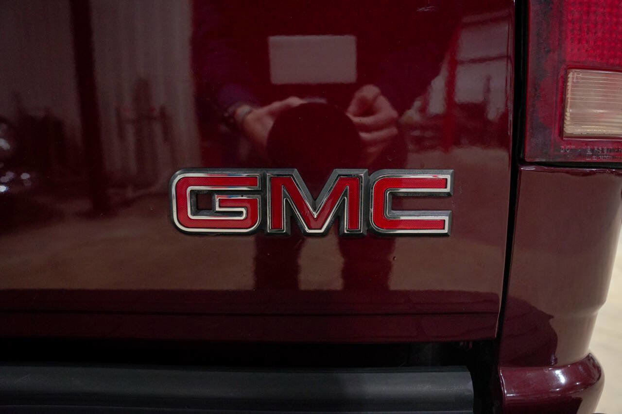 Used 1998 GMC Sierra 1500 2WD Extended Cab w/ Imagemax Pkg image 24