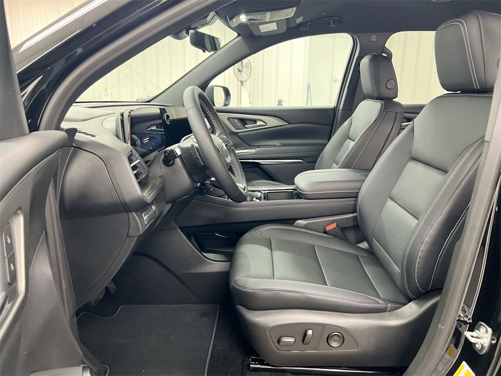 New 2026 Chevrolet Traverse LT w/ Driver Confidence Package image 19