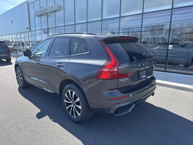 Certified 2025 Volvo XC60 B5 Plus image 3
