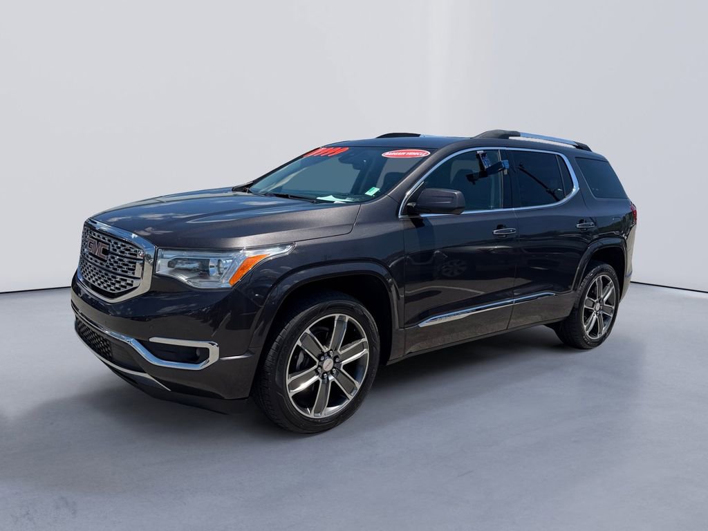 Used 2017 GMC Acadia Denali w/ Technology Package FWD image 7