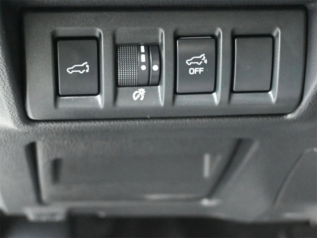 Used 2024 Subaru Outback Onyx Edition image 6