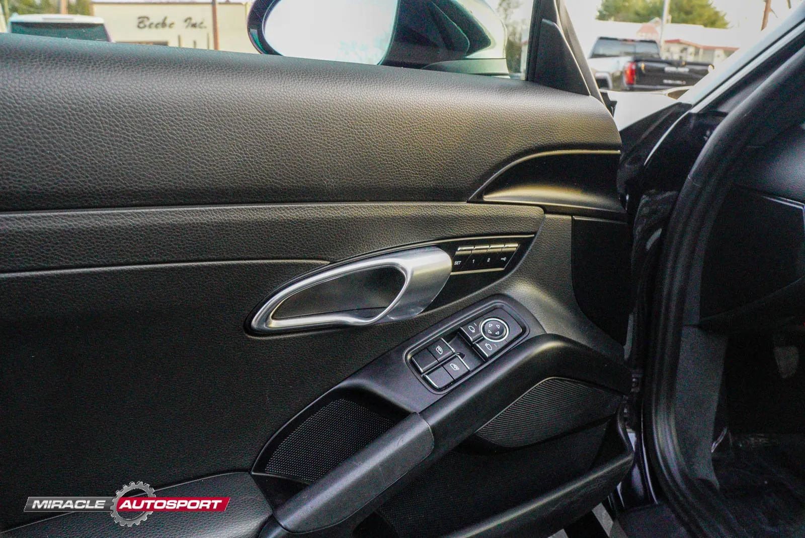 Used 2018 Porsche 718 Cayman image 17