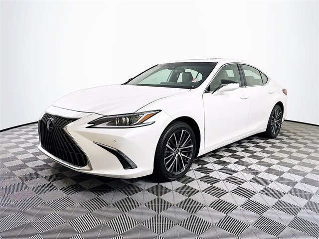 Used 2023 Lexus ES 350 Luxury image 2