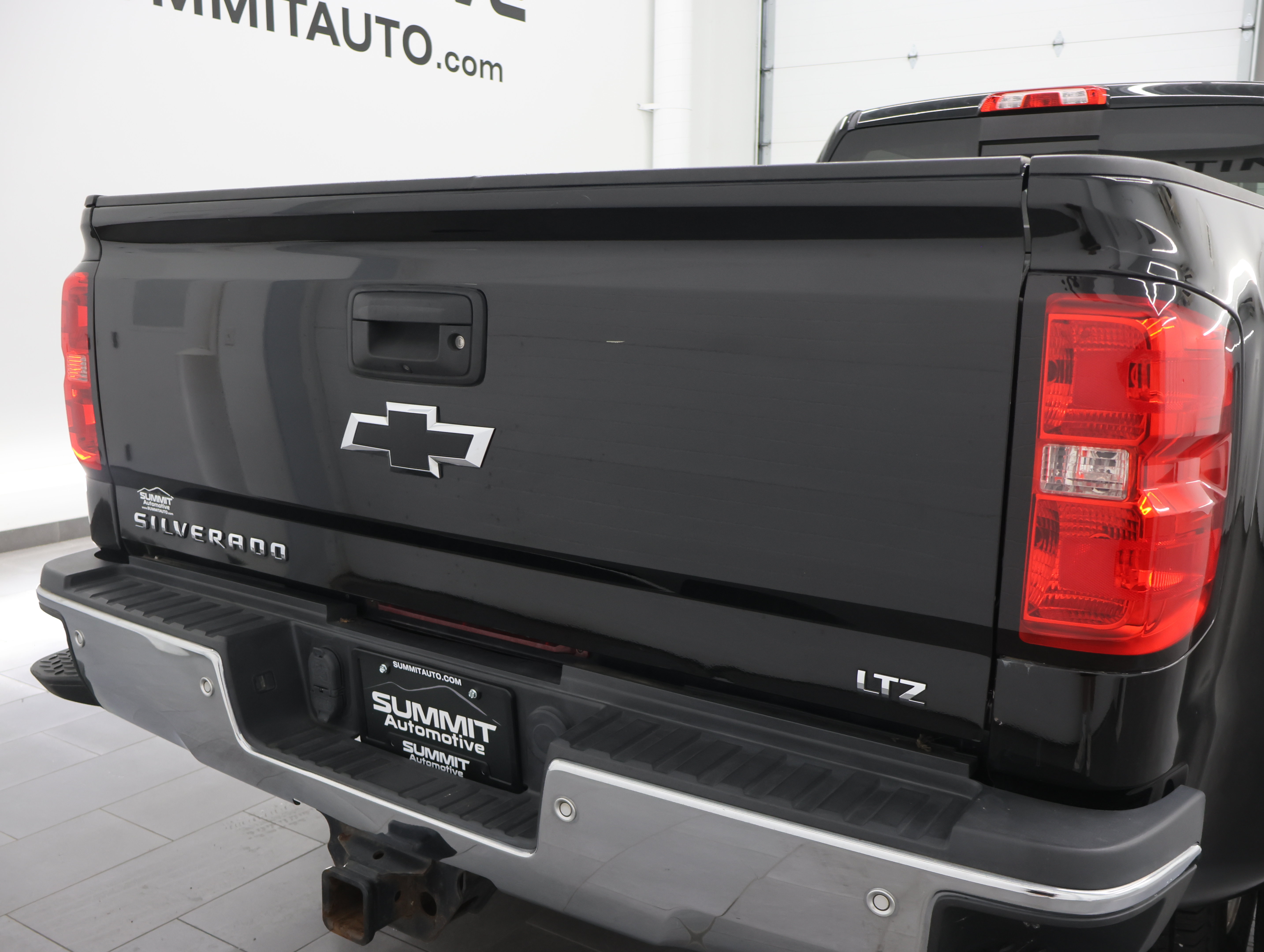 Used 2017 Chevrolet Silverado 3500 LTZ w/ Duramax Plus Package AWD/4WD image 27