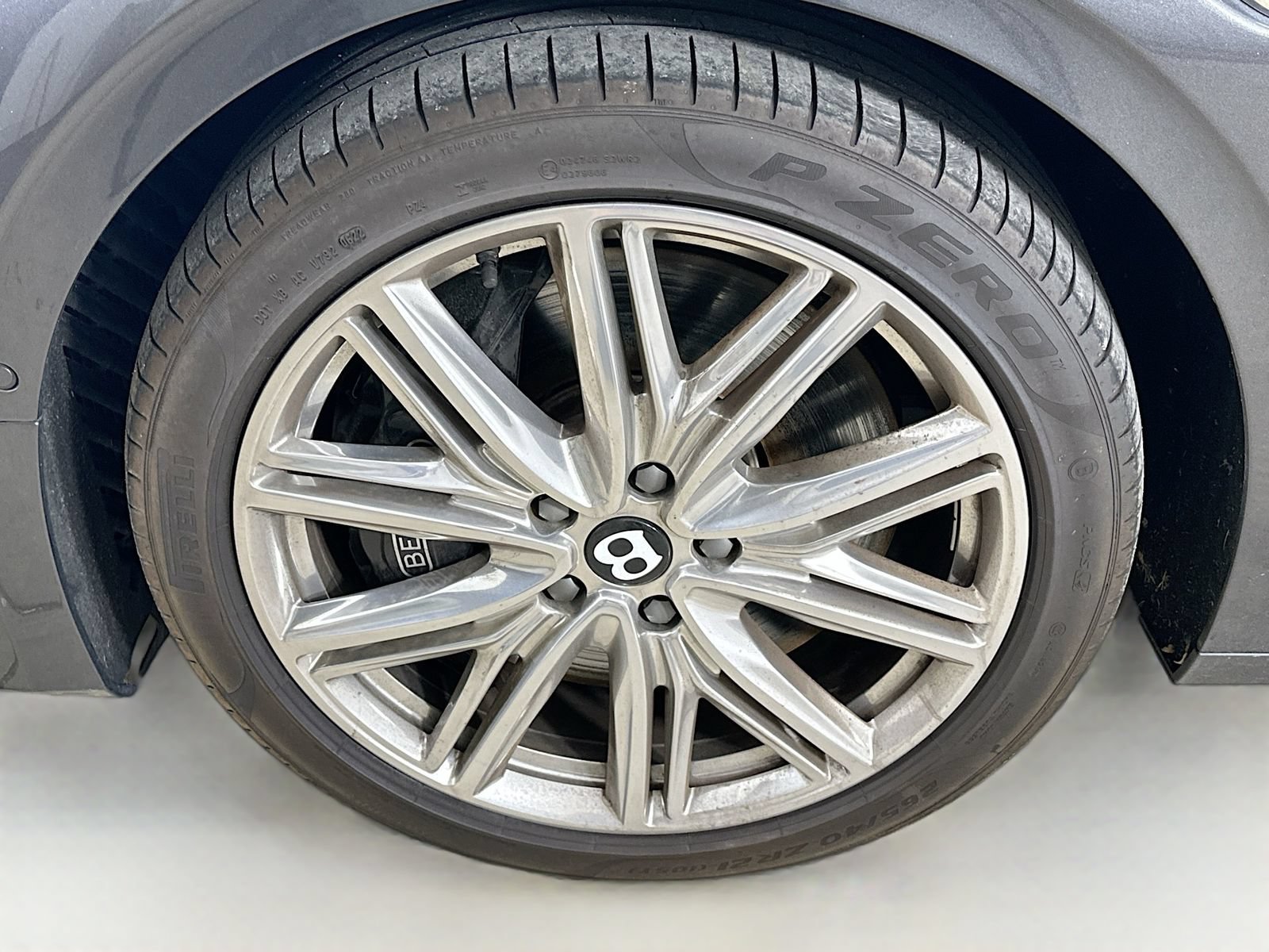 Used 2022 Bentley Flying Spur V8 AWD/4WD image 56