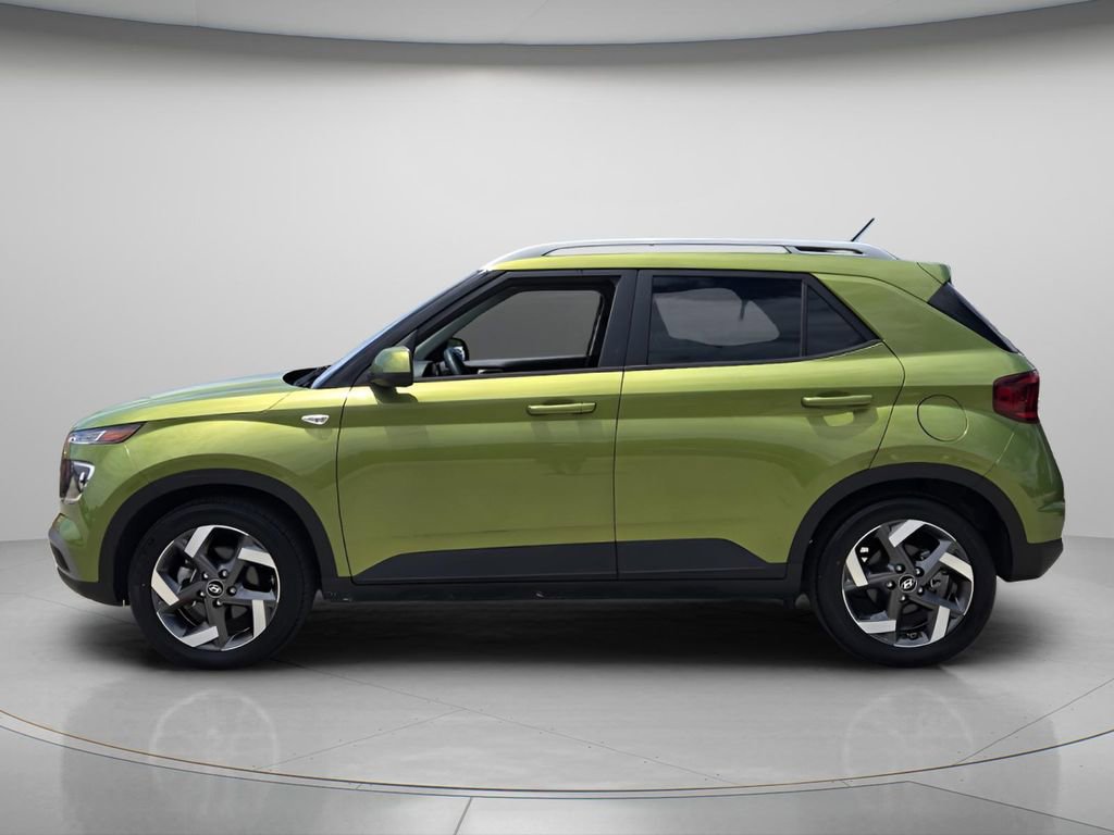 Certified 2023 Hyundai Venue SEL w/ Cargo Package FWD image 3