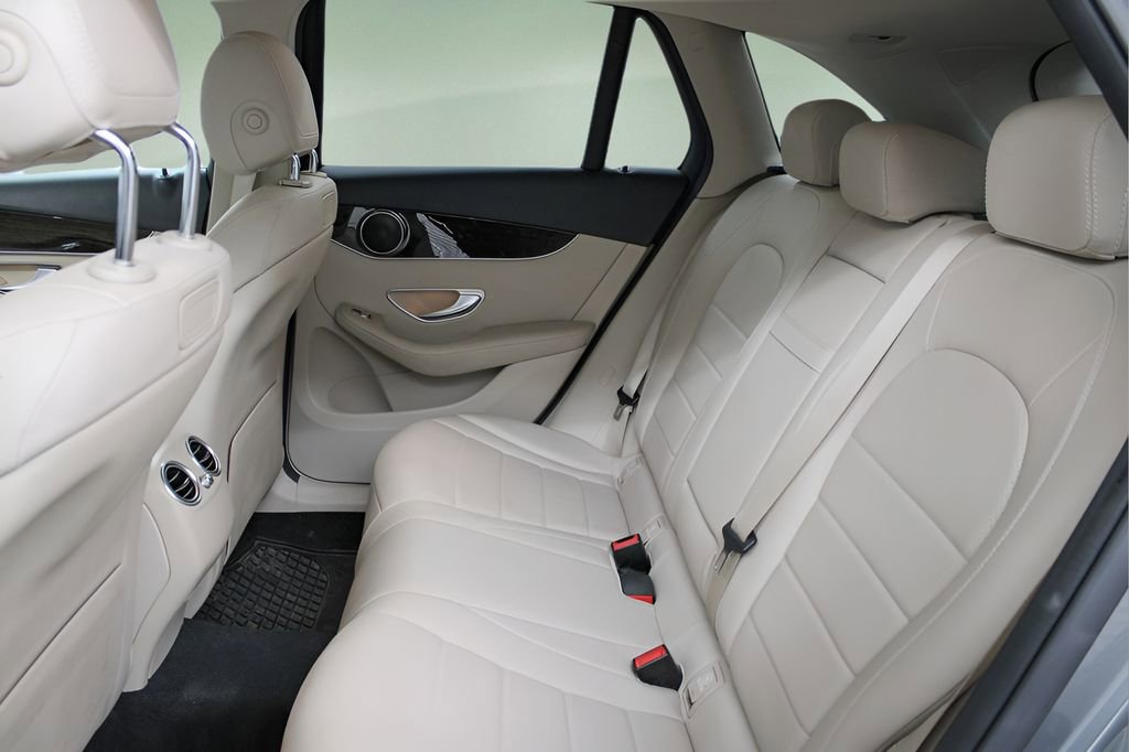 Used 2019 Mercedes-Benz GLC 300 image 21