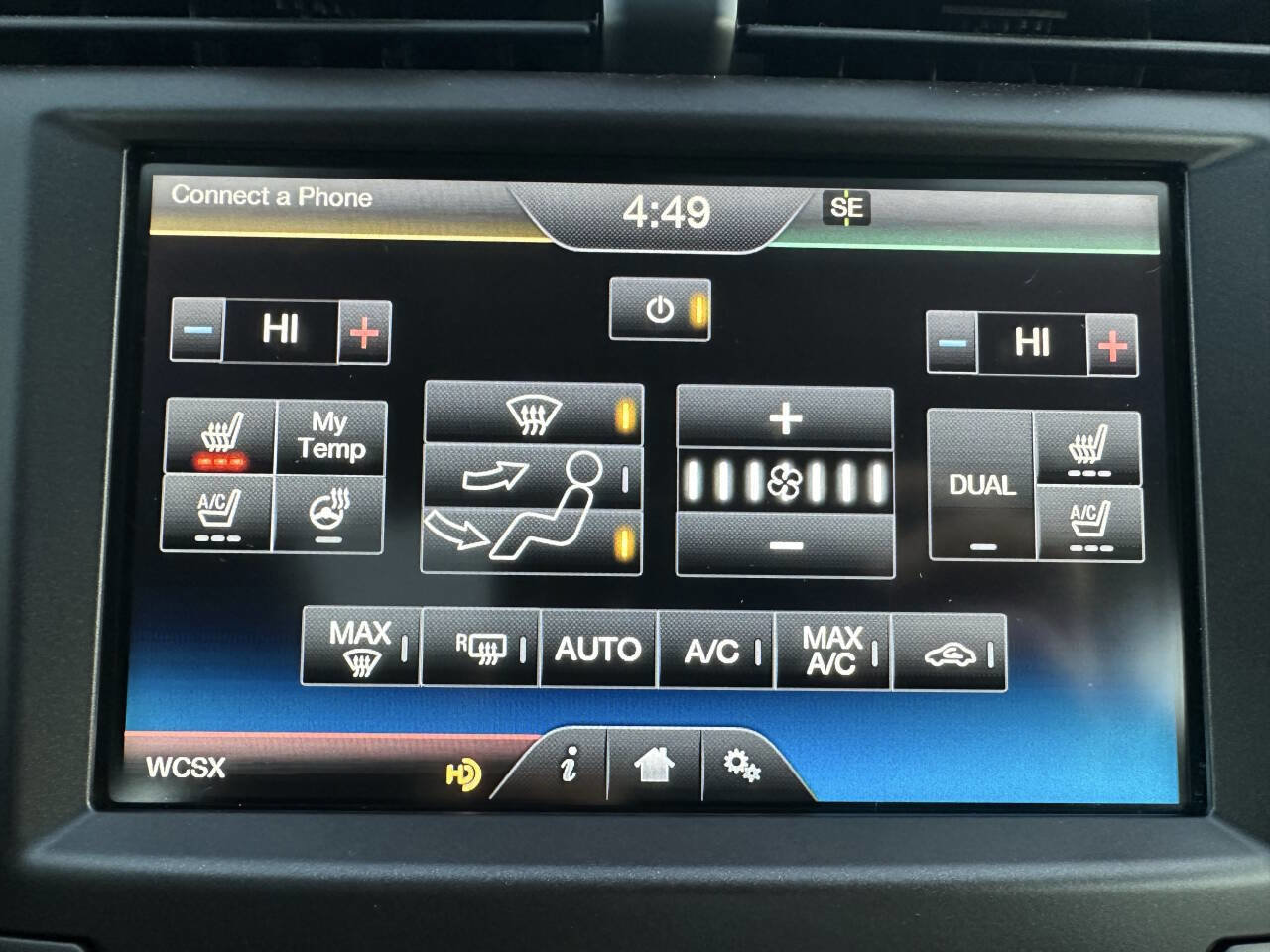 Used 2016 Ford Fusion Titanium image 22