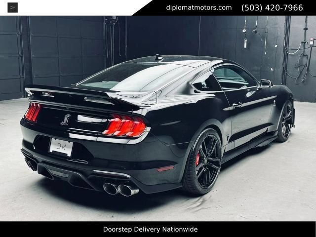 Used 2022 Ford Mustang Shelby GT500 w/ Technology Package RWD image 7
