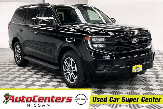 Used 2025 Ford Expedition Active image 1