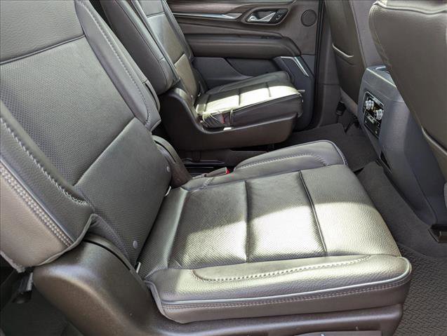 Used 2021 GMC Yukon Denali w/ Denali Premium Package image 20