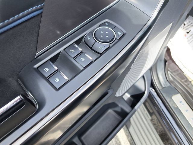 Used 2024 Ford F150 Platinum w/ FX4 Off-Road Package AWD/4WD image 14