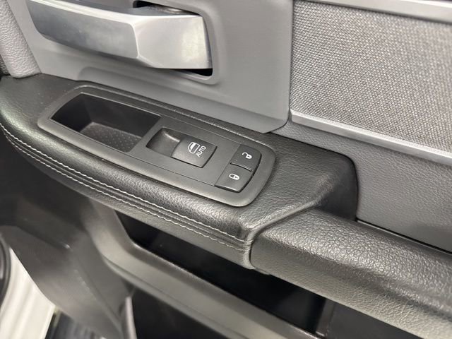 Used 2019 RAM 2500 Big Horn image 28