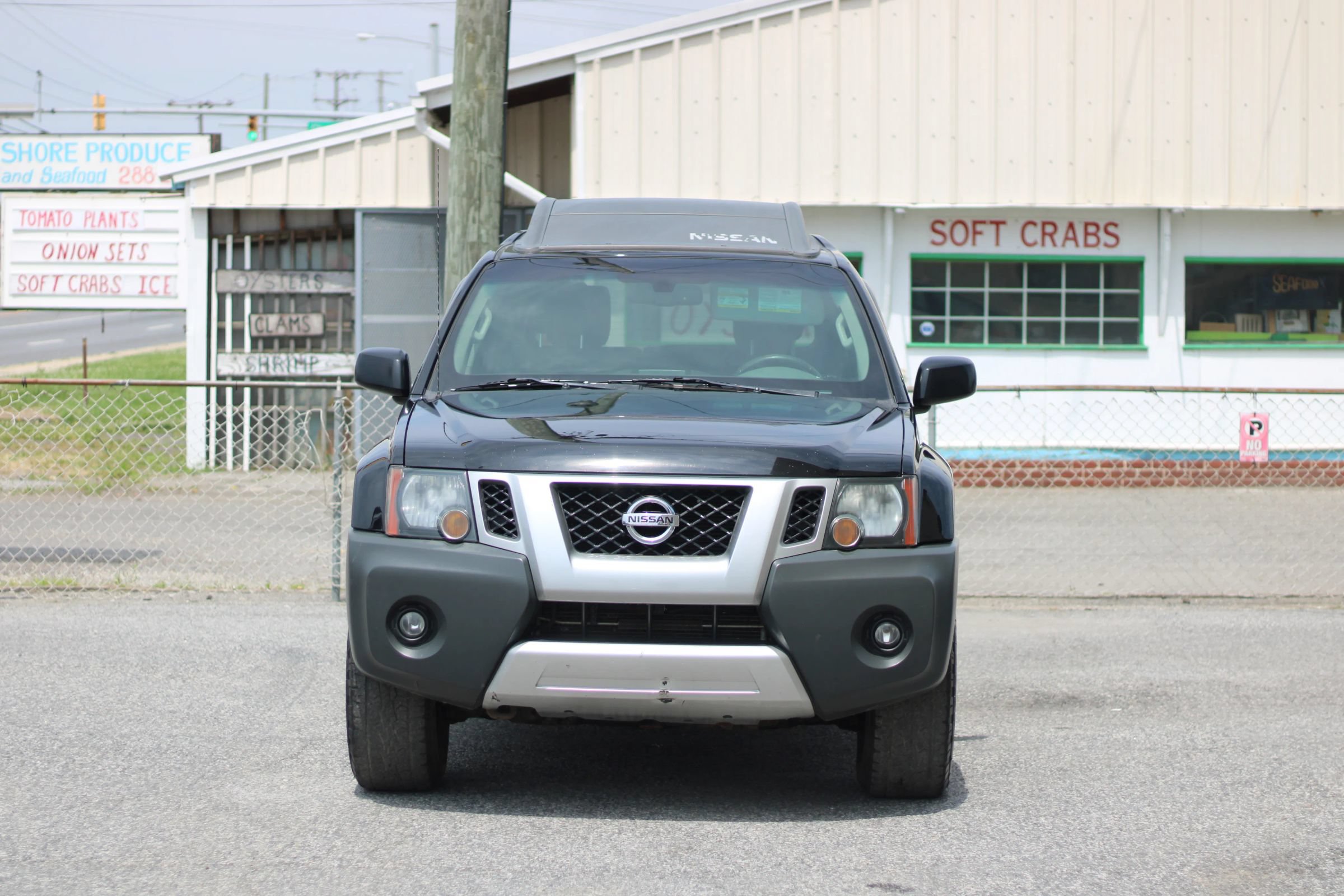 Used 2015 Nissan Xterra S w/ Value Package AWD/4WD image 2