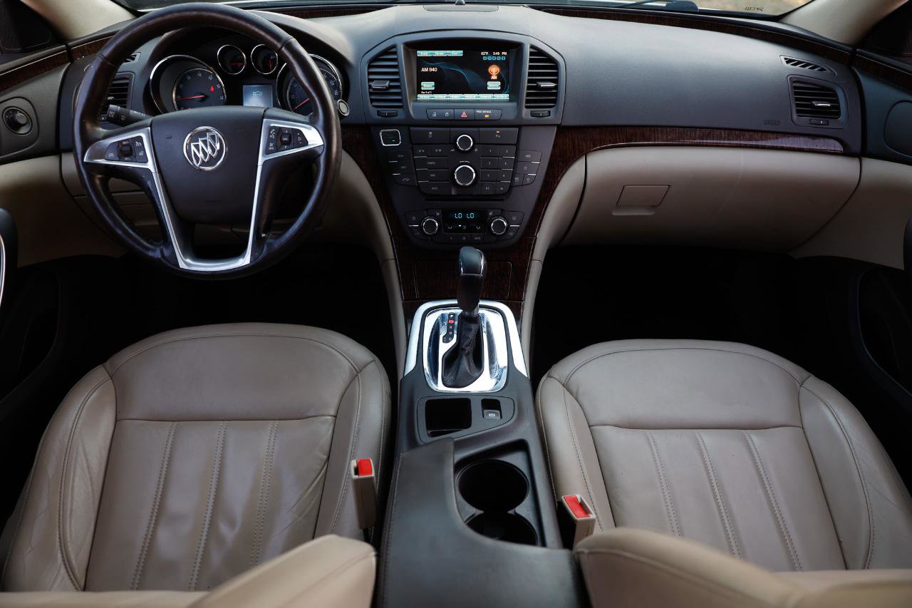 Used 2013 Buick Regal Premium image 21