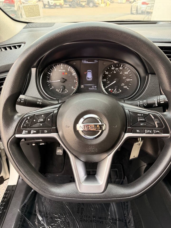 Used 2017 Nissan Rogue Sport S w/ S Appearance Package AWD/4WD image 12