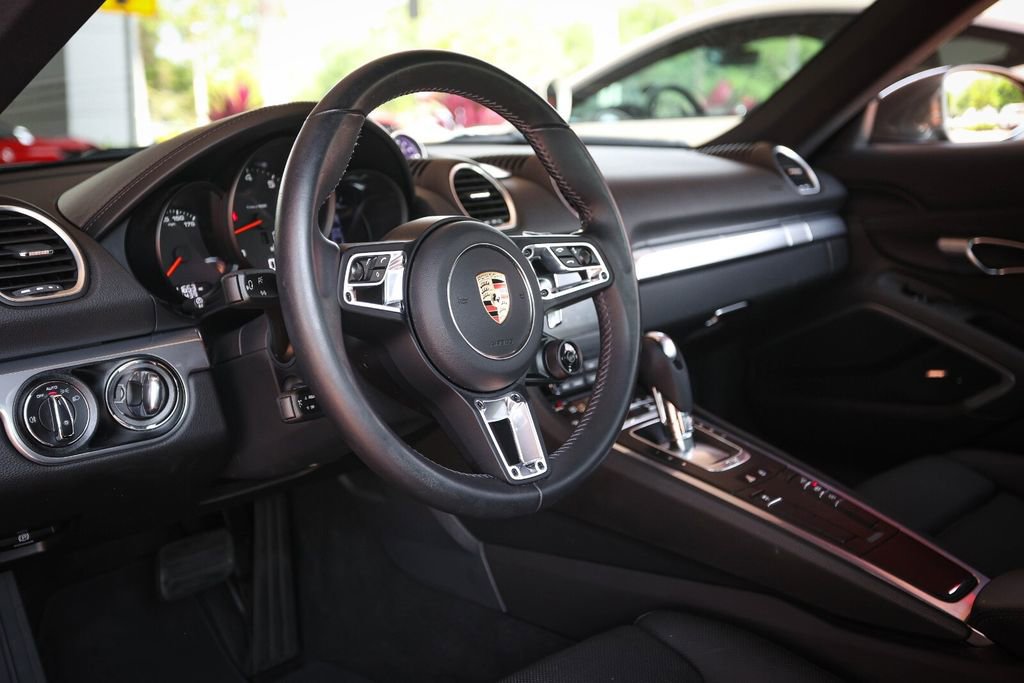 Certified 2025 Porsche 718 Cayman RWD image 38