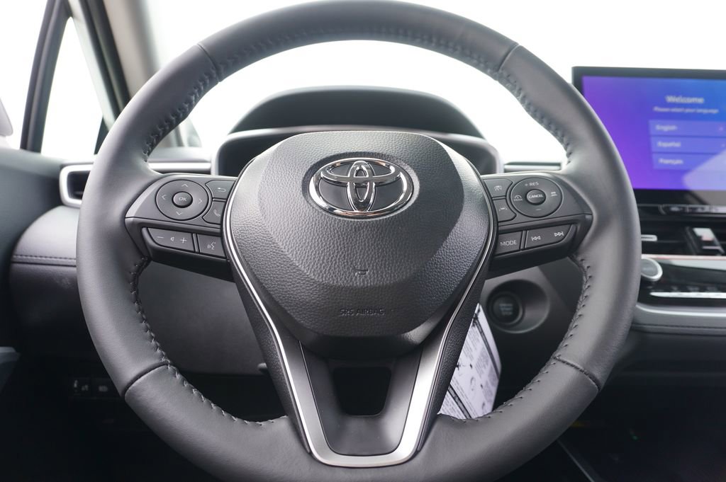 Used 2026 Toyota Corolla Cross XLE image 20