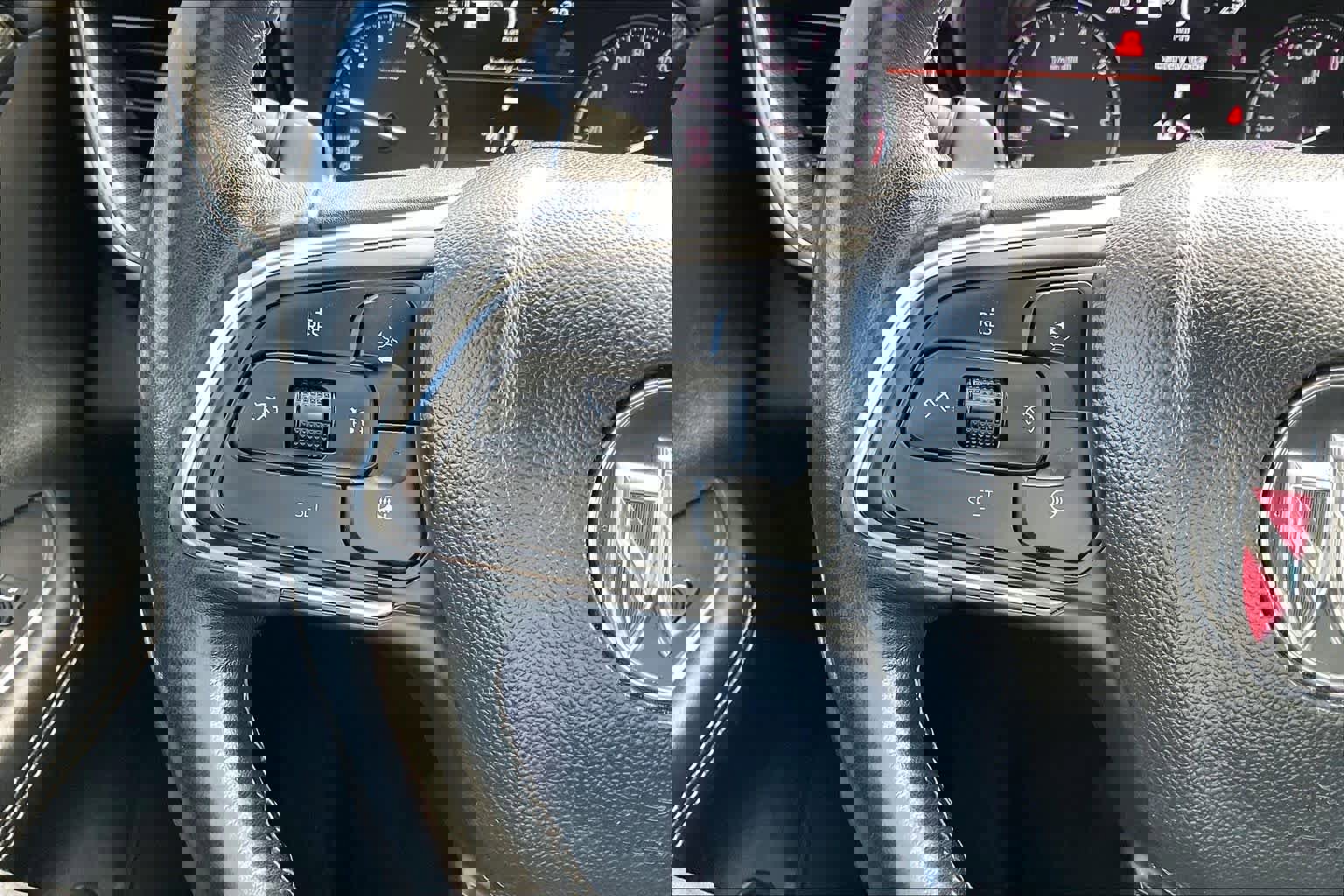 Used 2021 Buick Envision Essence w/ Technology Package I image 21