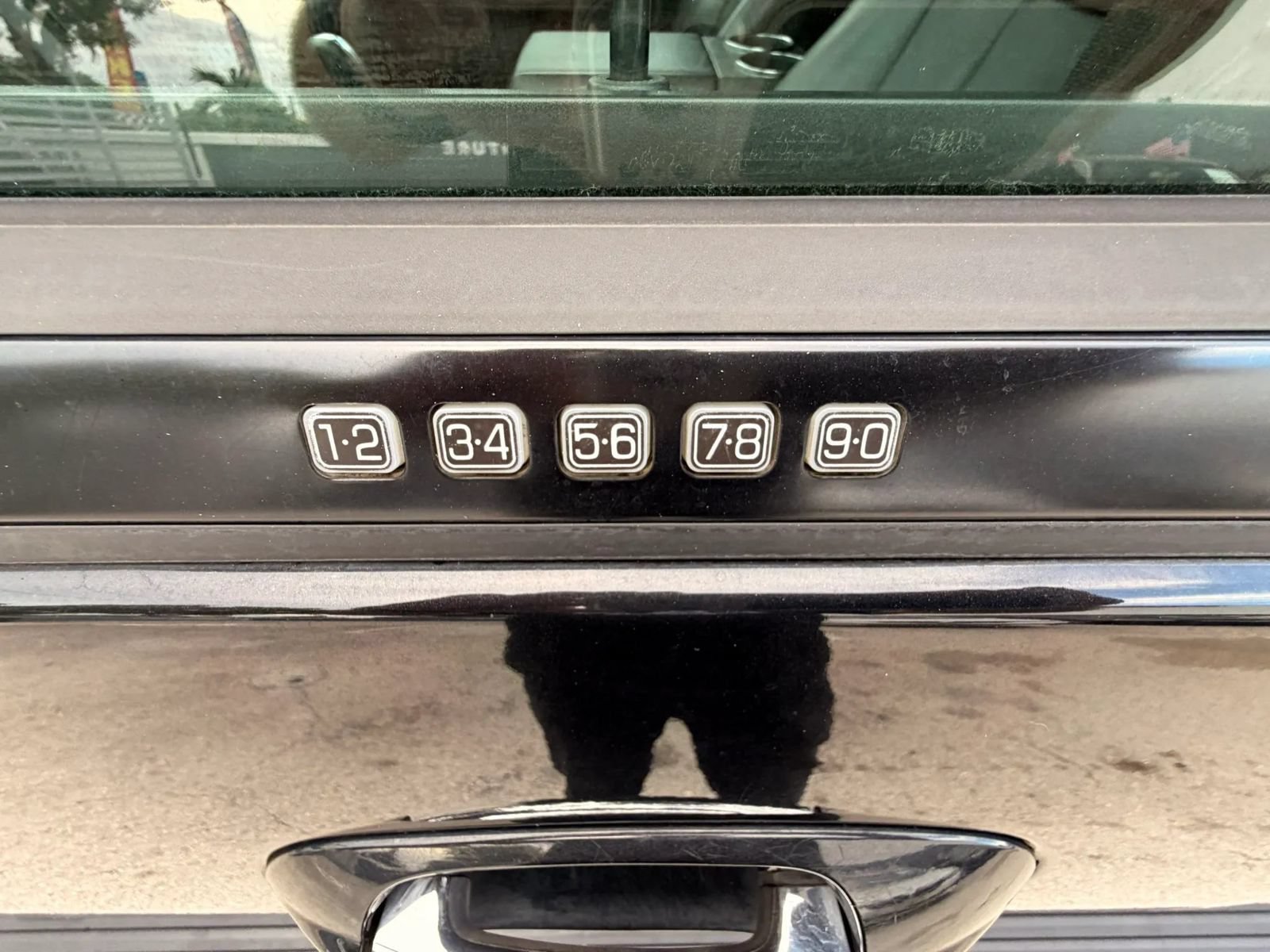Used 2013 Ford Expedition EL Limited RWD image 38