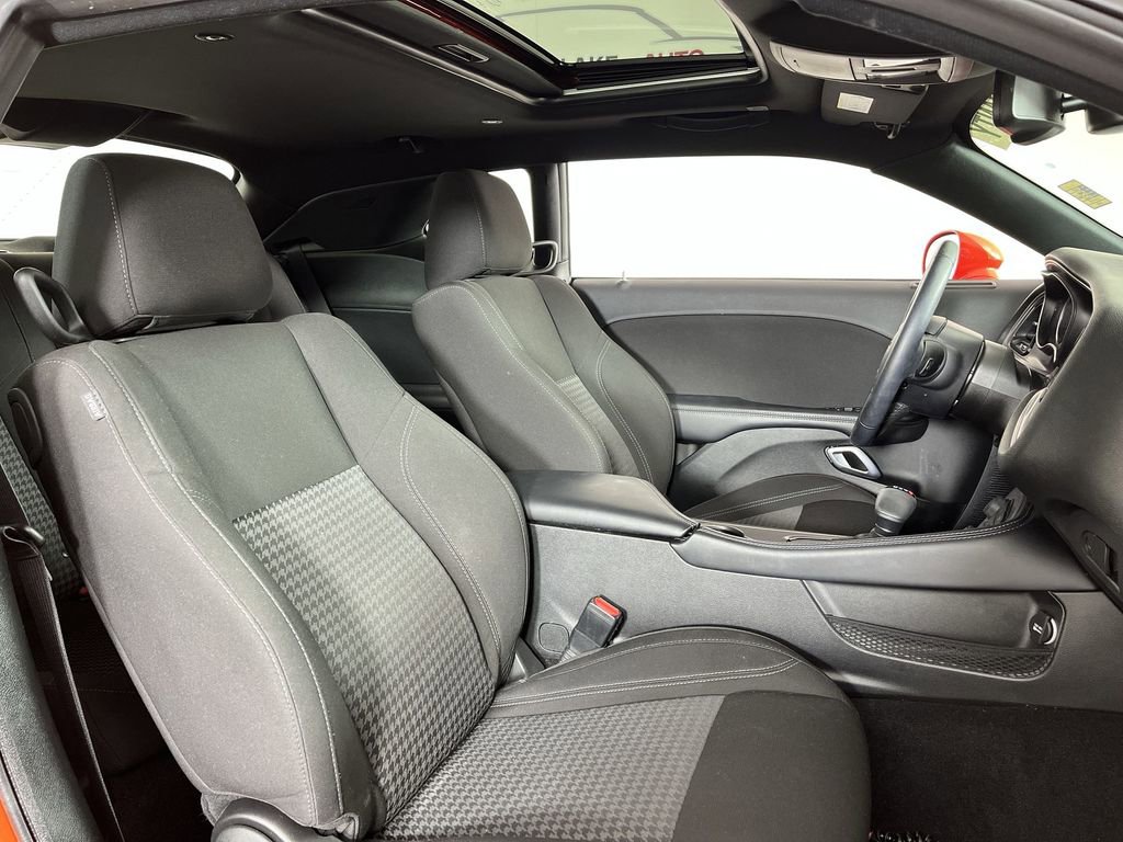 Used 2023 Dodge Challenger SXT image 25
