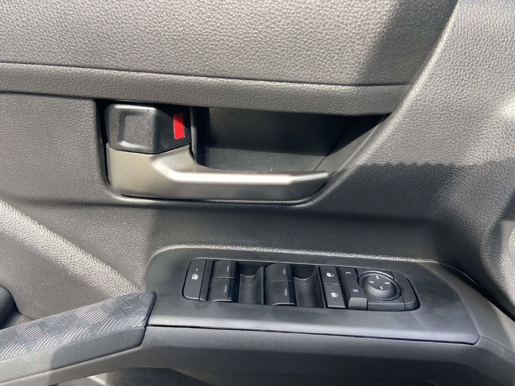 Used 2025 Toyota Tacoma TRD Sport RWD image 11